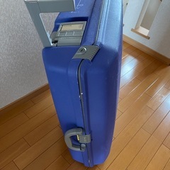 キャリーケースの画像