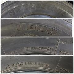 ハイエースタイヤ・ホイールセットの画像