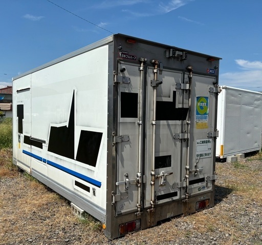 トラックコンテナ　物置き　バイクガレージ　隠れ家