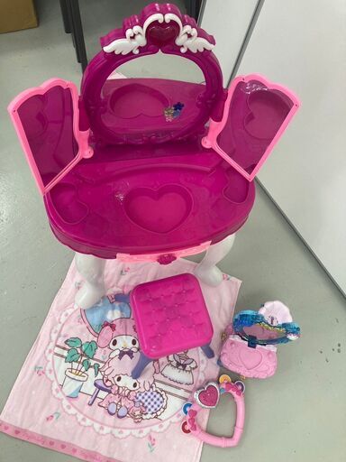 【マイメロ】プリンセスドレッサー ハートミラー サンリオタオル キラキラ おもちゃ