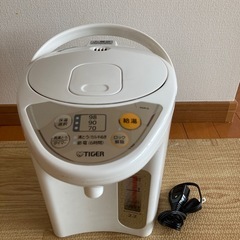 タイガー魔法瓶(TIGER) マイコン電気ポット 保温機能 節電タイマー 2.2L アーバンホワイト PDR-G220-WUの画像