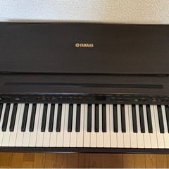 電子ピアノの画像