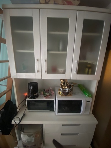 食器棚、生活家電