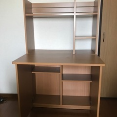勉強机(収納付きデスク)