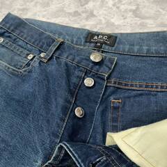 【新品同様】A.P.C アーペーセー ボタンフライ ストレート ...