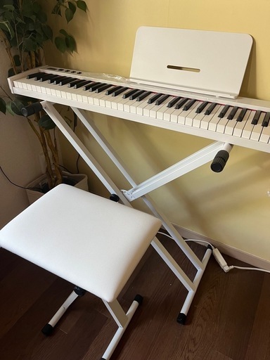 【使用1年未満】電子ピアノ(専用椅子付き)