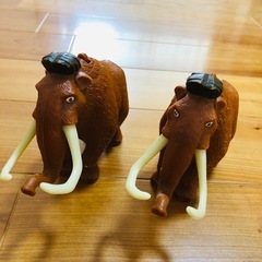 Disneyアイスエイジ  しゃべる夫婦マンモス