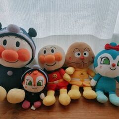 アンパンマン、カレーパンマン、コキンちゃん、バイキンマンぬいぐるみ
