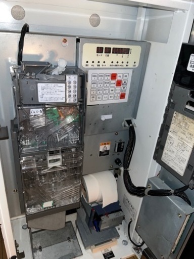券売機　FK-CX-42 Fujitaka ジャンク品　架台付き