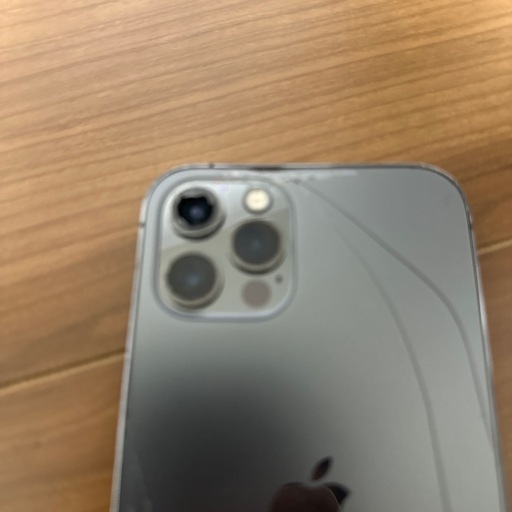 今日限り出品 iPhone12Pro 背面割れあり