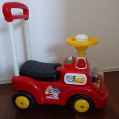 アンパンマン消防車 の画像