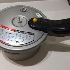 北陸アルミニウム　圧力鍋2.8L