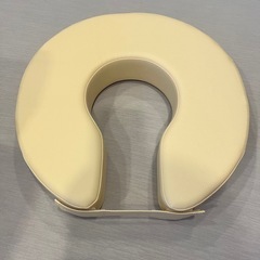 円座クッション U字 産後 痔 病院同仕様　アイボリー