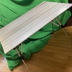 Coleman 折りたたみテーブル
