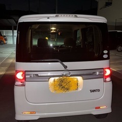 ダイハツ タントカスタムXの画像