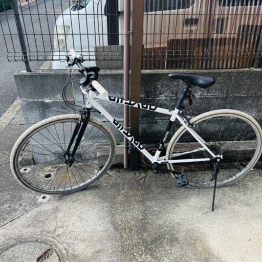 自転車　クロスバイク　ロードバイク　