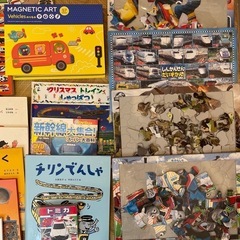 絵本30冊、パズル7枚、カルタなどセット　宇都宮限定の画像