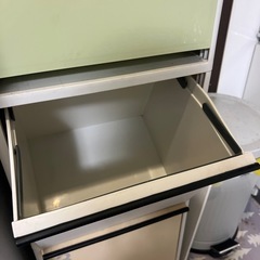 小スペースに置けます！ゴミ箱の画像