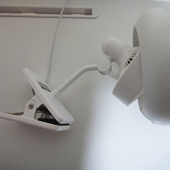クリップ式扇風機 LEDライト付きの画像