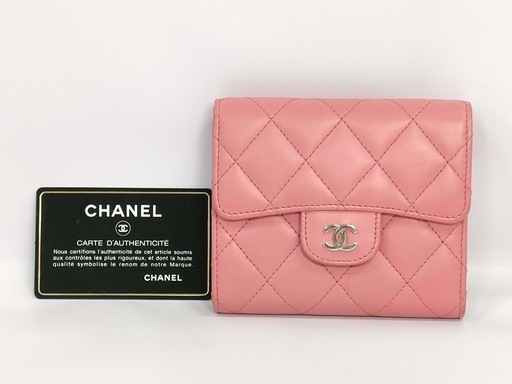 シャネル　マトラッセ クラシック スモールフラップウォレット AP0231　ラムスキン 【中古】