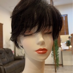 医療用フルウィッグ／既製品フルウィッグの調整カット、お手入れセット　　5500円 - 那覇市