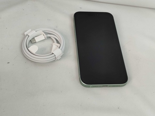 【極美品】iPhone15 256GB グリーン SIMフリー