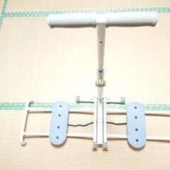 脚トレーニング・ダイエット器具 脚トレ 内もも筋トレーニング器具 太もも痩せ 内転筋トレーニング　レッグマジック風器具の画像