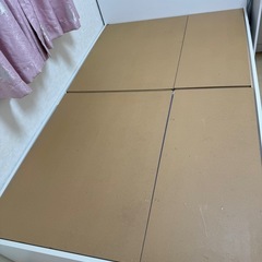 セミダブルベッドの画像