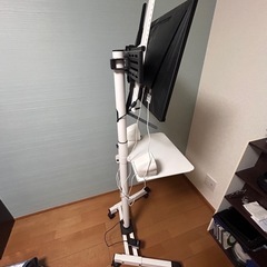 テレビ、モニタースタンドの画像