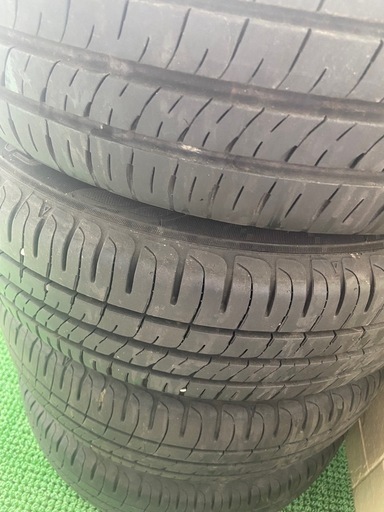 サイズ175/65/14 フィット純正ホイル付き