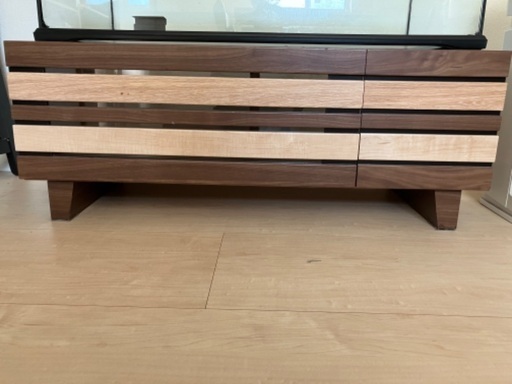 テレビボード