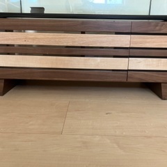 テレビボード