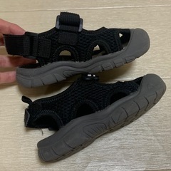  バースデイ黒サンダル14cmの画像