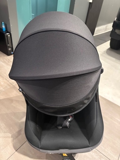 チャイルドシート　
Joie arc アーク 360度GT