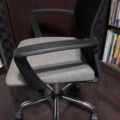 デスクチェアの画像