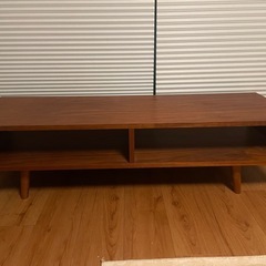 テレビ台、物置