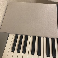 【お取引者様決定済】キーボード（椅子・ペダル付き）の画像