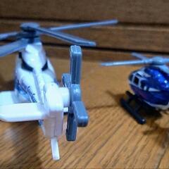 トミカ　ヘリコプター２台セットの画像
