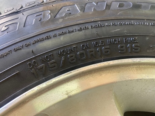 ジムニー　タイヤ付きホイール　車検用　