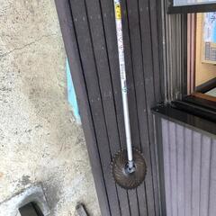 本日午後2時まで。草刈り機の画像