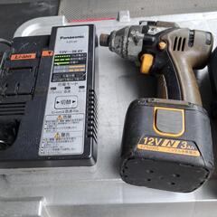 充電式インパクトドライバーと充電式ドリルドライバー