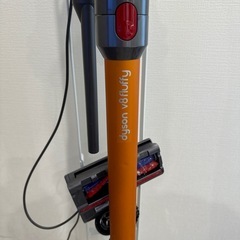 ダイソン用掃除機スタンド　ヤマザキ産業の画像