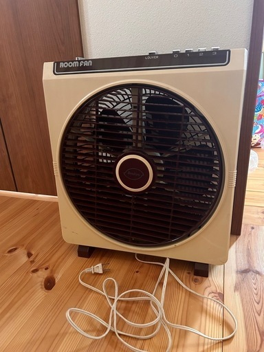 昭和レトロ、アジアンテイストな扇風機