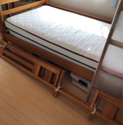 「決まりました」日本製　クレセンベッド　木製2段ベット、マットレス