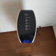 タワー型扇風機の画像