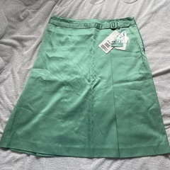 ヒューマンウーマン　タグ付きスカートLサイズ