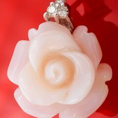 K18WG 珊瑚(コーラル)・ダイヤモンド ペンダント ローズモ...