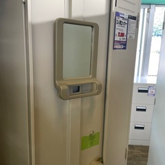 JH-21 【オフィス家具専門店】コクヨの3人用ロッカーです！の画像
