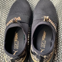 値下げしました【中古・箱なし】PUMAレディース軽量シューズの画像