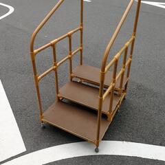 段差解消の踏み台階段